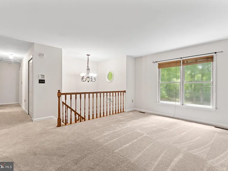 12820 Lake Wilderness Ln — Photo 5