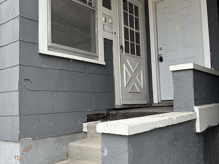 2132 Broadway St #1 — Photo 11