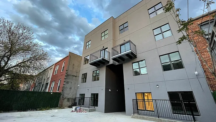 Rented by Doorway NYC, LLC | media 12