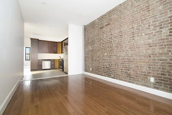 Rented by Pleasant Properties Real Estate LLC | media 15