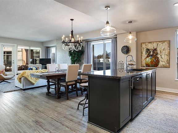 5th image of 1160 Bernard Ave #207