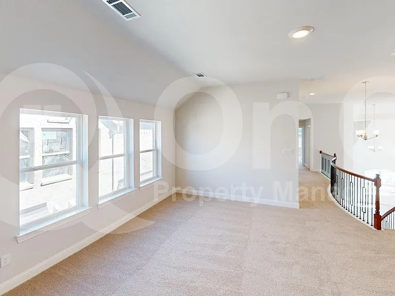 8407 Cornerstone Dr — Photo 7