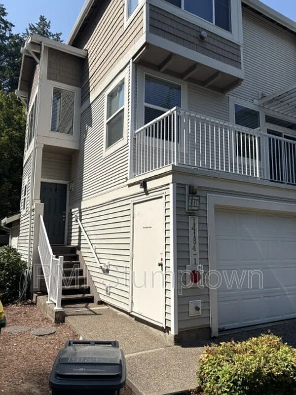 3 bed, 2.5 bath, 1493 sqft, $2,990 — Photo 1