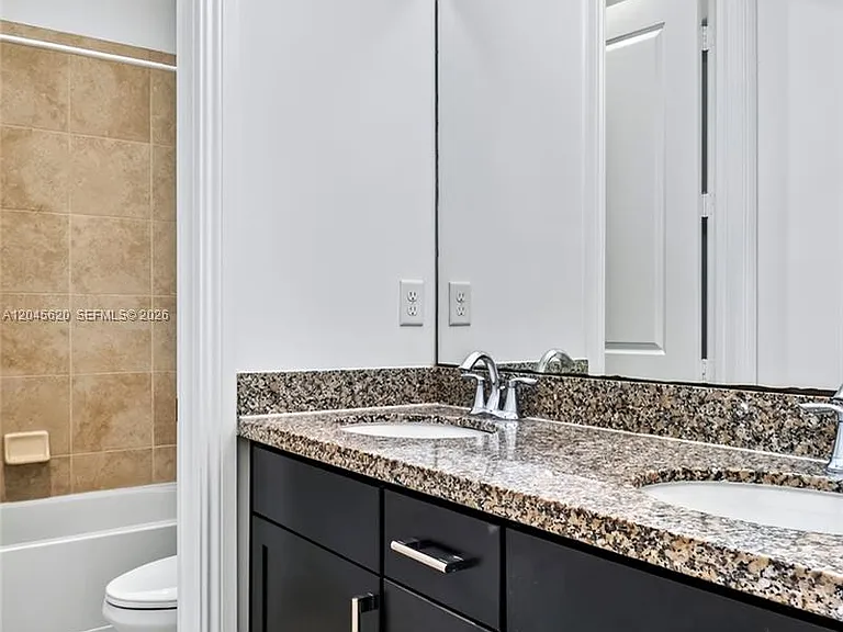 142 SW 127th Ter — Photo 51