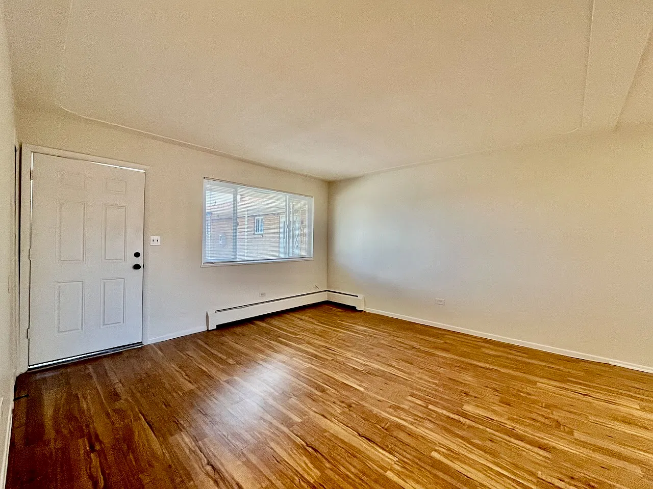 2 bed, 800 sqft, $1,449 — Photo 3
