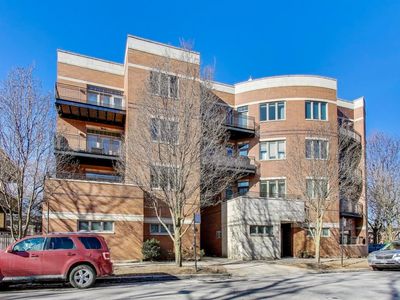 4150 N Kenmore Ave #305, Chicago, IL, 60613