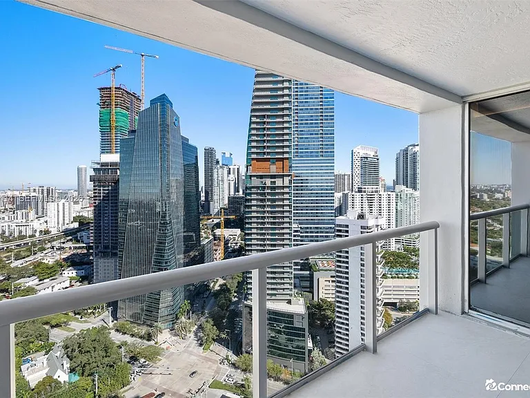 1541 Brickell Ave — Photo 7