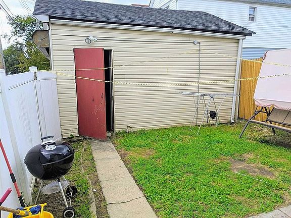 3rd image of 115-70 155th St