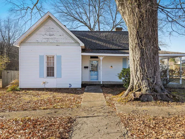 105 Gaines Ave SW, Russellville, AL 35653