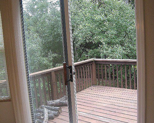 Deck off dining