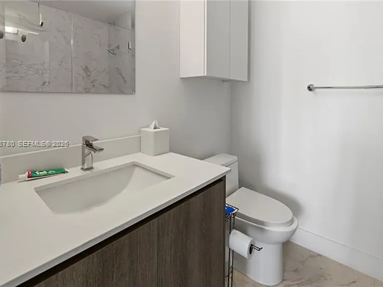 17550 Collins Ave #CU-1205 — Photo 37