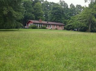 1109 Trammel Gap Rd, Saluda, NC 28773