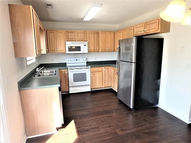 2nd image of 7230 Walking Horse Ct