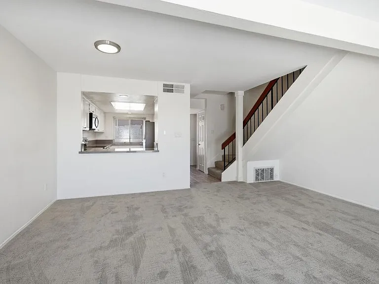 6805 Briarwood Dr — Photo 6