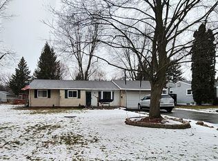 6166 Van Syckle Ave, Waterford, MI 48329