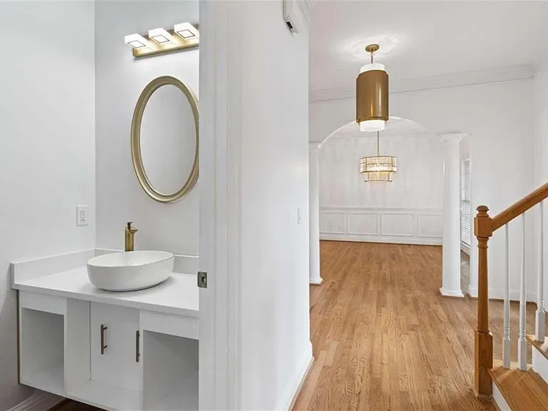 1711 Summit Glen Ln — Photo 13