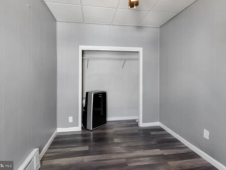 3218 E Thompson St — Photo 16
