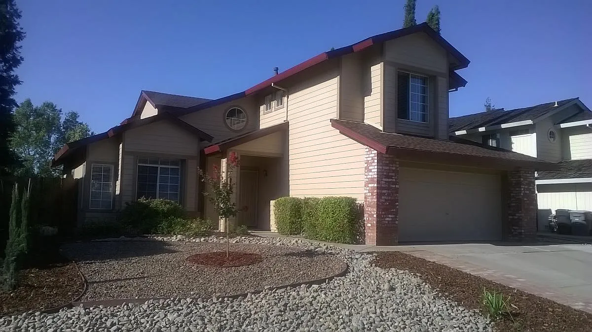 6019 Laguna Vale Way photo 1