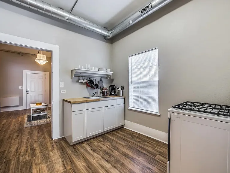215 Blanco Rd #2 — Photo 6