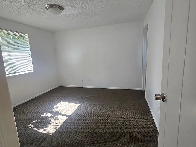 947 Tiffany Pl #2 — Photo 8