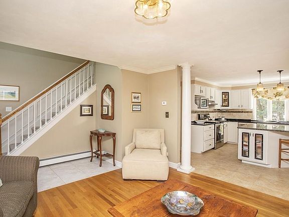 4th image of 21 Sleepy Hollow Cir