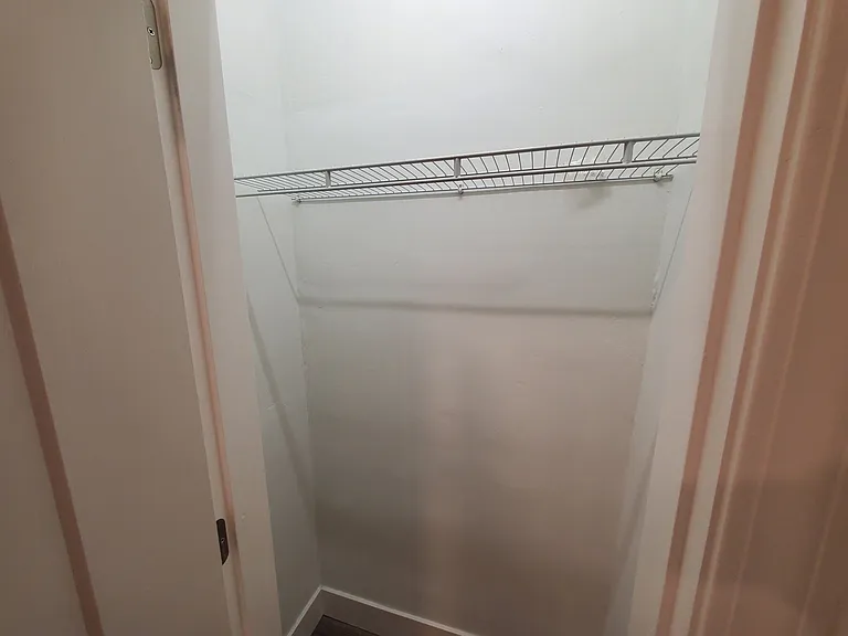 51 Queensberry St #25 — Photo 5