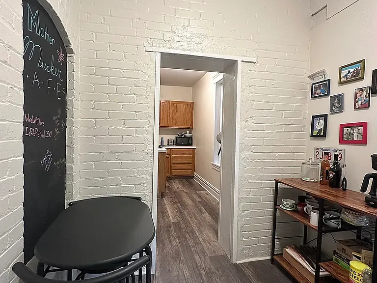 57 Strathmore Rd #2 — Photo 6