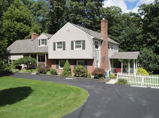 341 E Judy Lynn Dr, Farrell, PA