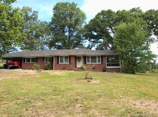 439 E Passaic St, Peachland, NC 28133