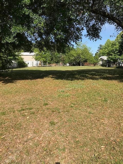 1st image of 208 Lake Moultrie Dr