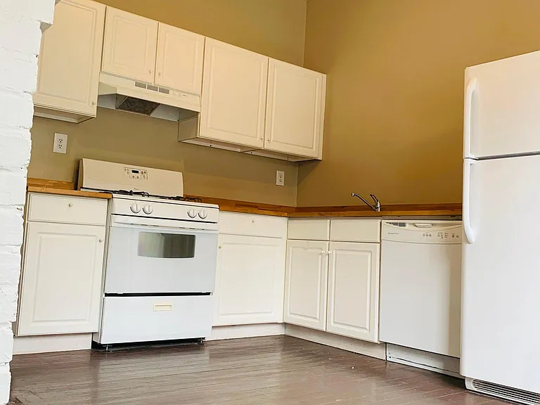 520 Cameron St SE #B — Photo 9