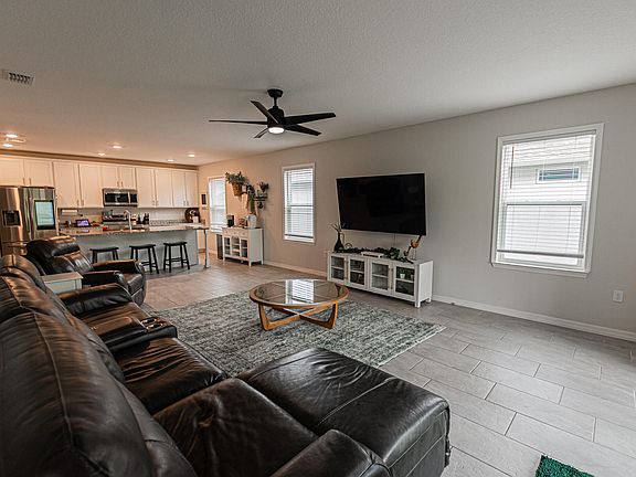4th image of 10782 SW Vasari Way