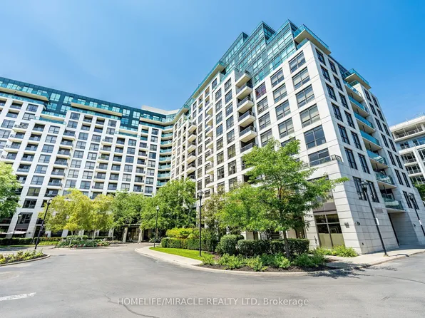 18 Harding Blvd #121, Richmond Hill, ON L4C 0T3