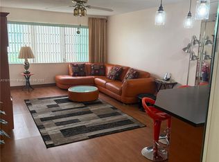 410 SE 2nd St APT 105, Hallandale Beach, FL 33009