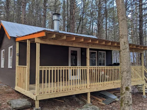 2243 N Shore Road, Hadley, NY 12835