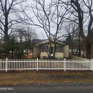 874 Burns Ave, Altoona, PA, 16601