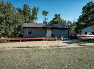 851 N 2nd St, Lindsborg, KS 67456