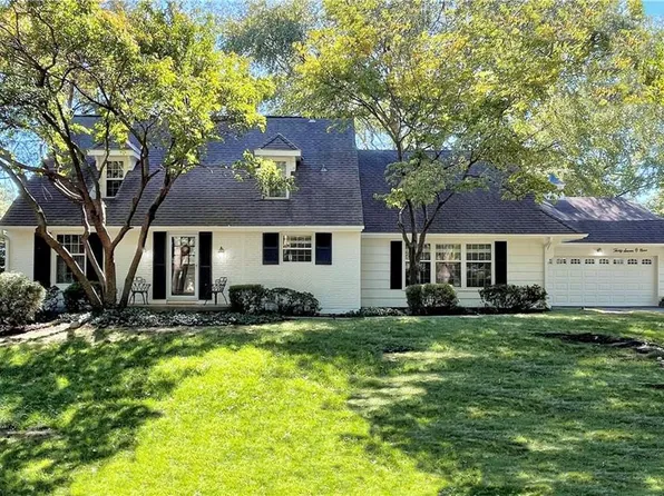 3709 W 84th St, Prairie Village, KS 66206