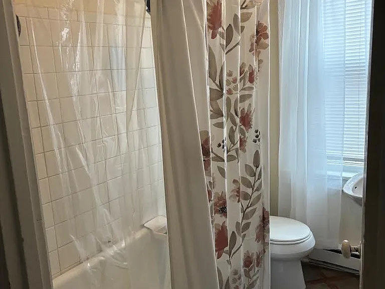 bathroom with claw foot tub