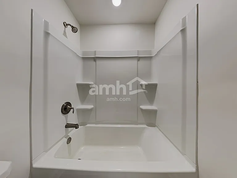 7056 Creeksong Dr — Photo 22