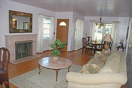 2nd image of 854 E Meda Ave