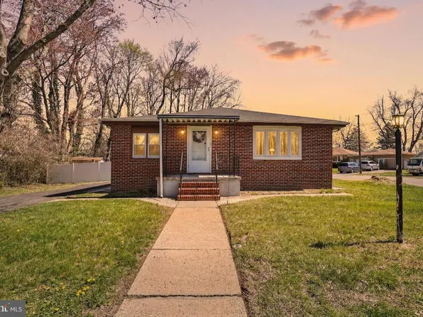 36 Browning Ave, Ewing, NJ 08638