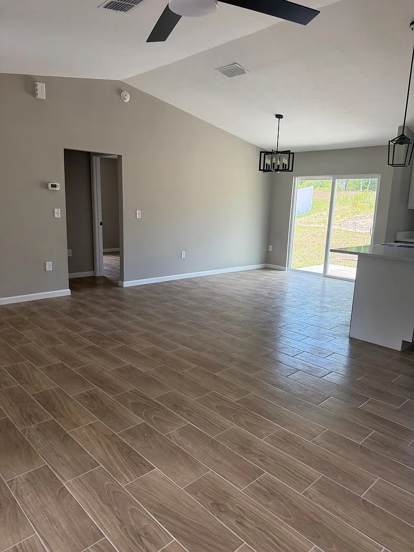 277 Oak Lane Circle — Photo 3