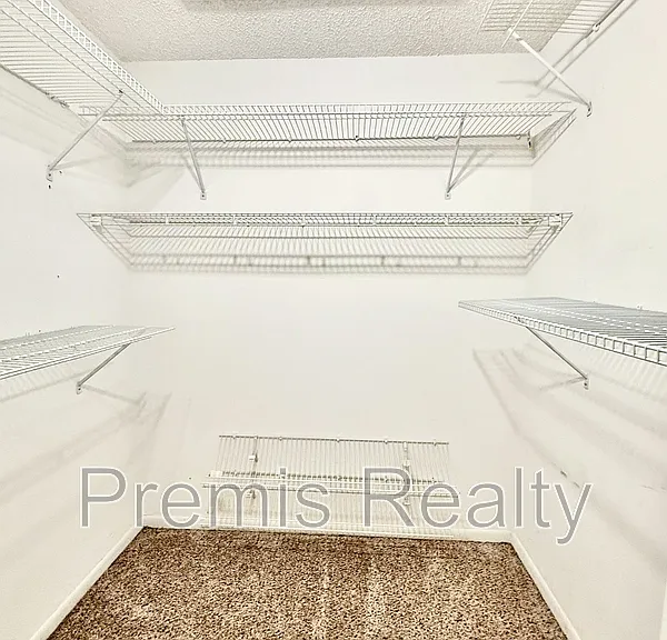 2238 Colonial Dr — Photo 22