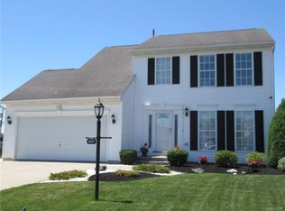 6907 Lake Geneva Ct, Niagara Falls, NY 14304