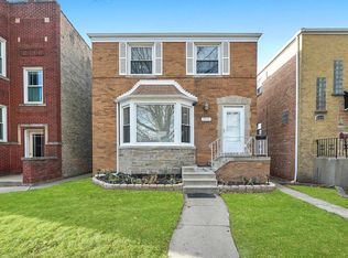5930 N Mulligan Ave, Chicago, IL 60646