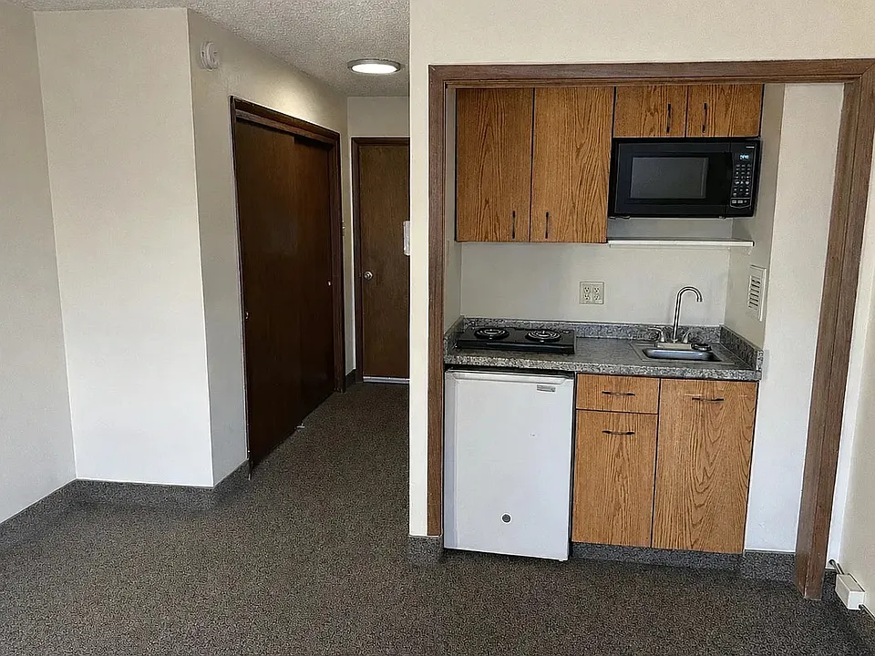 Eagles Manor