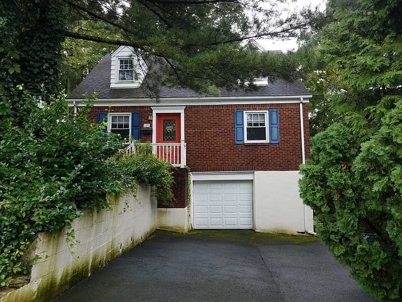 2nd image of 169 Ackerman Ave
