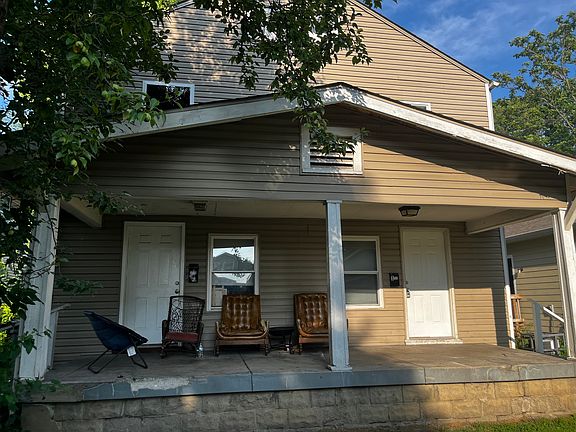 4th image of 3723/3725 N Kenwood Ave