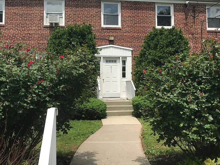 Highland Park Gardens — Photo 22